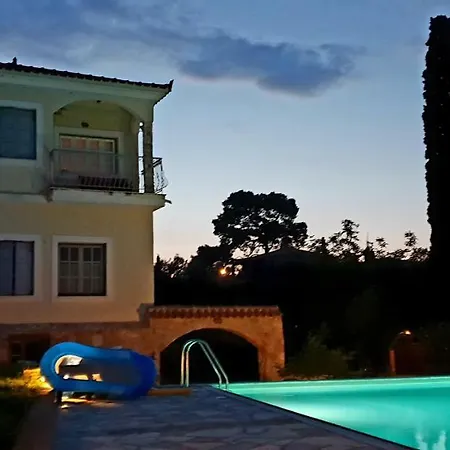 Lemon-lime Villas Poros * Poros Town